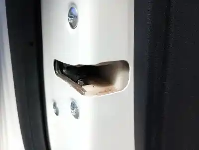Second-hand car spare part left front door lock for mitsubishi lancer viii (cy_a, cz_a) 2.0 di-d (cy8a) oem iam references  Second-hand car spare part left front door lock for mitsubishi lancer viii (cy_a, cz_a) 2.0 di-d (cy8a) oem iam references
