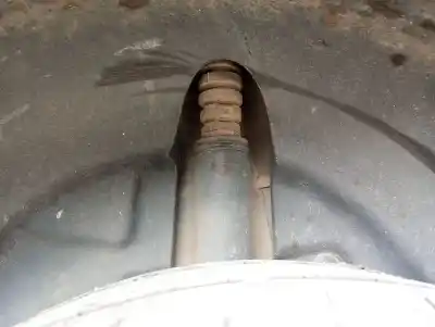 İkinci el araba yedek parçası ARKA SOL AMORTISÖR için RENAULT CAPTUR I (J5_, H5_)  OEM IAM referansları 562107338R  