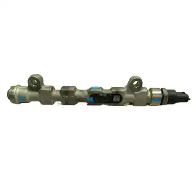 Pezzo di ricambio per auto di seconda mano RAMPA INIETTORI per OPEL MOVANO (2004 =>)  Riferimenti OEM IAM 8200378703  8200378703