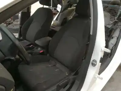 Автозапчасти б/у левое переднее сидение за seat leon (5f1) style ссылки oem iam 5q4881105a  5f0971391a