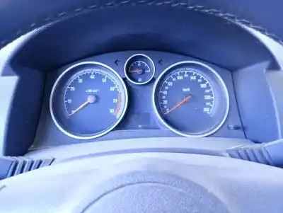 Автозапчасти б/у приборная доска за opel astra h (a04) 1.8 (l48) ссылки oem iam 93181554  13142786tb