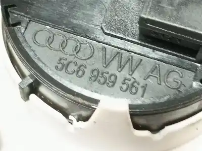 Автозапчастина б/у внутрішне світло для seat leon (5f1) 2.0 tdi посилання на oem iam 5f0947105badjj  5f0947105ba