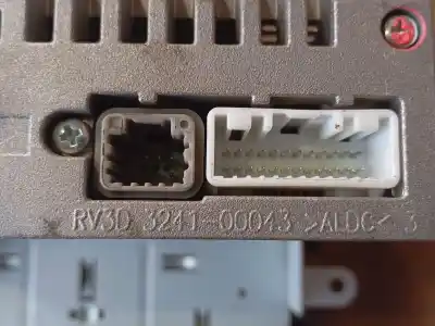 Second-hand car spare part audio system / radio cd for dacia logan ii 1.5 dci oem iam references 281153889r  281153513r