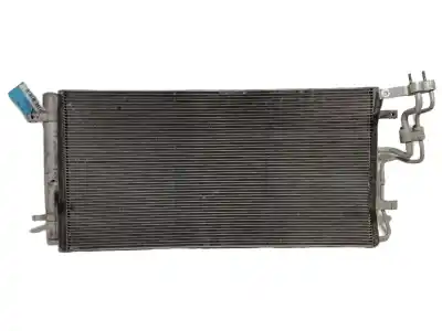 Pièce détachée automobile d'occasion Condenseur De Climatisation pour KIA CARENS III MONOSPACE (UN) 2.0 CRDi 115 Références OEM IAM 976061D200  