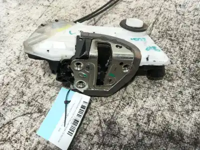 Tweedehands auto-onderdeel deurslot rechts voor voor peugeot 108 1.0 vti 72 oem iam-referenties b000961880