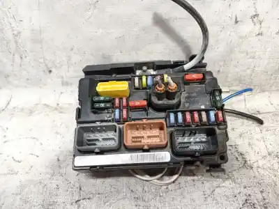 Peça sobressalente para automóvel em segunda mão caixa de fusíveis e relés por citroen c3 collection referências oem iam 654588