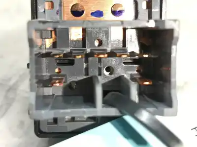 Peça sobressalente para automóvel em segunda mão botão / interruptor elevador vidro traseiro esquerdo por hyundai bayon (bc3) 1.2 mpi referências oem iam 93581q00004x  93581q0000