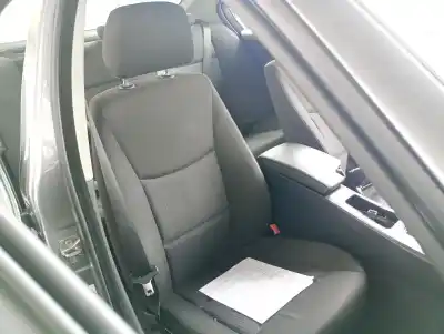 Piesă de schimb auto la mâna a doua scaunul din fațã partea dreaptã pentru bmw 3 (e90) 320 d referințe oem iam 