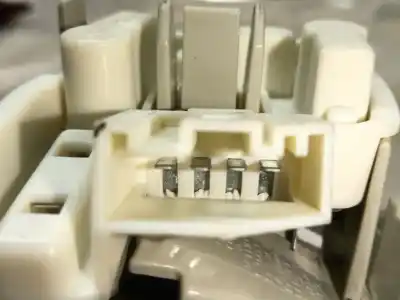 Second-hand car spare part interior left tailgate light for bmw 3 (e90) 320 d oem iam references 63214871733  