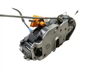 Second-hand car spare part left front door lock for opel mokka / mokka x (j13) 1.4 (_76) oem iam references 13579522