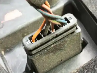 Peça sobressalente para automóvel em segunda mão farolim traseiro esquerdo por dacia logan (ls_) 1.5 dci (ls04) referências oem iam 8200744760  62421101