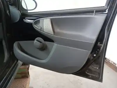 Peça sobressalente para automóvel em segunda mão elevador de vidros dianteiro direito por toyota aygo (_b1_) 1.4 hdi (wnb10_) referências oem iam 