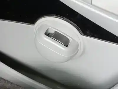 Peça sobressalente para automóvel em segunda mão botão / interruptor elevador vidro dianteiro direito por toyota aygo (_b1_) 1.4 hdi (wnb10_) referências oem iam 