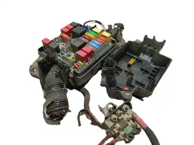 Peça sobressalente para automóvel em segunda mão caixa de fusíveis e relés por fiat 500l (351_, 352_) 1.6 d multijet (199lyd1b) referências oem iam 51890355