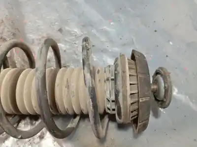 Peça sobressalente para automóvel em segunda mão amortecedor dianteiro direito por peugeot 208 access referências oem iam 5031f2  