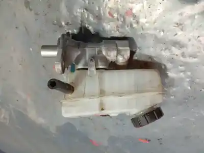 Peça sobressalente para automóvel em segunda mão bomba de travões por dacia sandero ii tce 90 (b8m1, b8ma) referências oem iam 460111938r