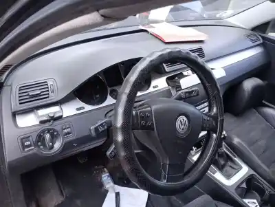 Second-hand car spare part dashboard for volkswagen passat b6 variant (3c5) 2.0 tdi 16v 4motion oem iam references   