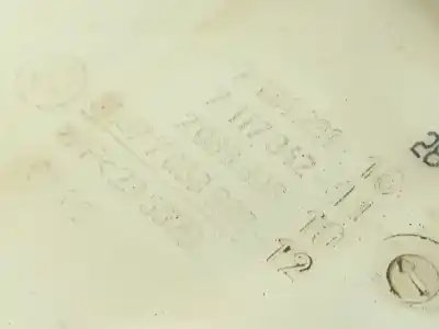 Second-hand car spare part windscreen washer bottle for bmw 3 (e90) 320 d oem iam references 61677238668  712423110