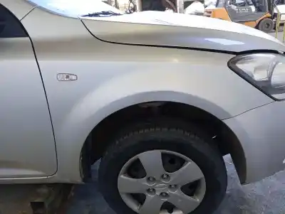 Peça sobressalente para automóvel em segunda mão guarda-lamas dianteiro direito por kia cee'd sw (ed) 1.6 referências oem iam 663211h010  