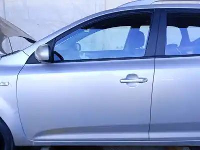 Second-hand car spare part left front door for kia cee'd sw (ed) 1.6 oem iam references 760031h000  