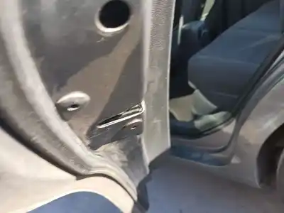Peça sobressalente para automóvel em segunda mão fechadura da porta traseira esquerda por volkswagen golf plus v (5m1, 521) 2.0 tdi 16v referências oem iam 