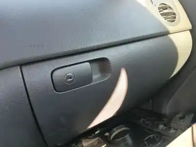 Peça sobressalente para automóvel em segunda mão porta luvas por volkswagen golf plus v (5m1, 521) 2.0 tdi 16v referências oem iam 