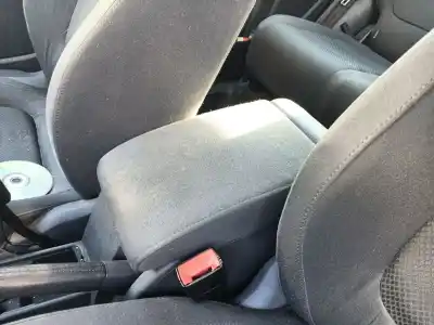 Peça sobressalente para automóvel em segunda mão apoio de braço consola central por volkswagen golf plus v (5m1, 521) 2.0 tdi 16v referências oem iam 