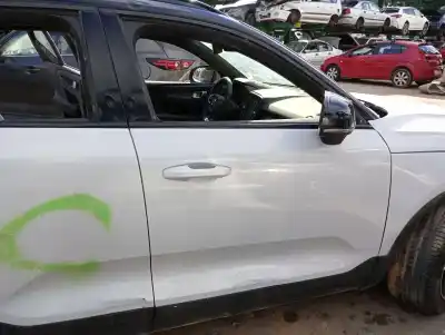 Автозапчастина б/у передні праві двері для volvo xc40 (536) t3 посилання на oem iam 32351575