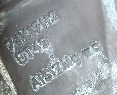 Автозапчасти б/у шина за seat leon (5f1) 1.4 tsi ссылки oem iam 5f0601025t8z8 7jx17 et49