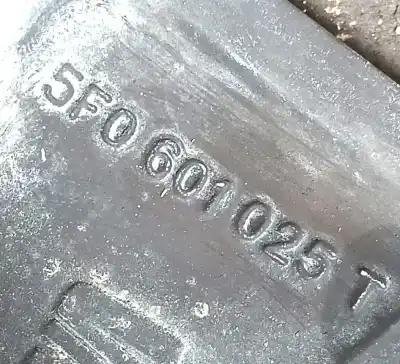 Автозапчасти б/у шина за seat leon (5f1) 1.4 tsi ссылки oem iam 5f0601025t8z8 7jx17 et49