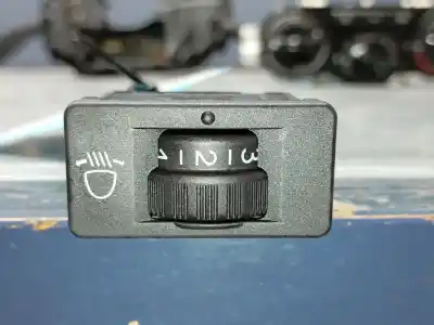 Peça sobressalente para automóvel em segunda mão interruptor regulador de altura dos faróis por peugeot 208 access referências oem iam 98016627zd