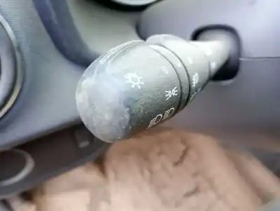 Peça sobressalente para automóvel em segunda mão comutador de piscas  por dacia sandero ii tce 90 (b8m1, b8ma) referências oem iam 