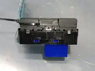 Pezzo di ricambio per auto di seconda mano interruttore per peugeot 208 access riferimenti oem iam 96750117zd  