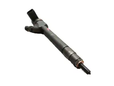 Pièce détachée automobile d'occasion INJECTEUR pour MERCEDES-BENZ VITO FURGÓN (W638)  Références OEM IAM A6110700587  A6110700887