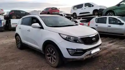 Pièce détachée automobile d'occasion MOTEUR COMPLET pour KIA SPORTAGE III (SL)  Références OEM IAM G4FD  