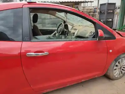 Peça sobressalente para automóvel em segunda mão porta dianteira direita por ford ka (ru8) 1.2 referências oem iam 