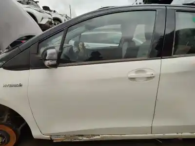 Pièce détachée automobile d'occasion PORTE AVANT GAUCHE pour TOYOTA YARIS (_P13_)  Références OEM IAM   