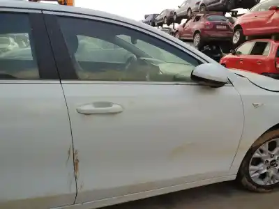 Second-hand car spare part front right door for kia ceed (cd) 1.0 t-gdi oem iam references 