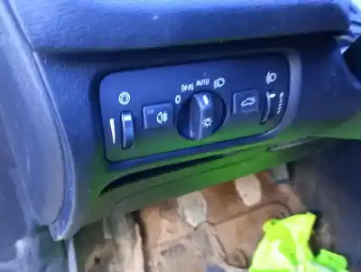 Second-hand car spare part headlights switch for volvo v40 fastback (525) d2 oem iam references 31443833  161216a