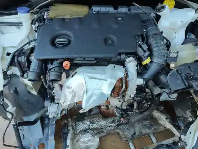 İkinci el araba yedek parçası Komple Motor için CITROEN C3 III (SX) 1.5 BLUEHDI 100 (SXYHYP, SXYHTU) OEM IAM referansları YHT  