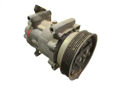 Peça sobressalente para automóvel em segunda mão COMPRESSOR DE AR CONDICIONADO A/A A/C por RENAULT KANGOO / GRAND KANGOO II (KW0/1_)  Referências OEM IAM   8200953359B