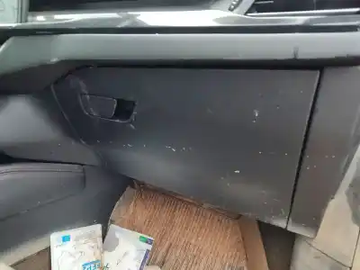 Автозапчастина б/у бардачок для ford focus iv (hn) 2.3 st ecoboost посилання на oem iam 2548728  jx7b4a508a