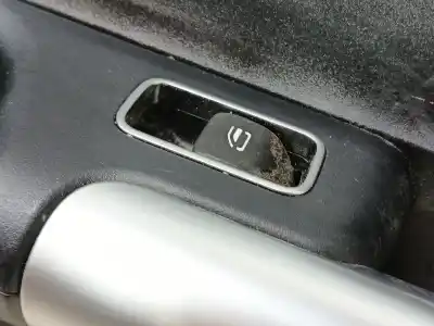 Автозапчасти б/у обивка передней правой двери за mercedes-benz eqa (h243) eqa 250+ (243.702) ссылки oem iam a2477204201 a2477204602re 