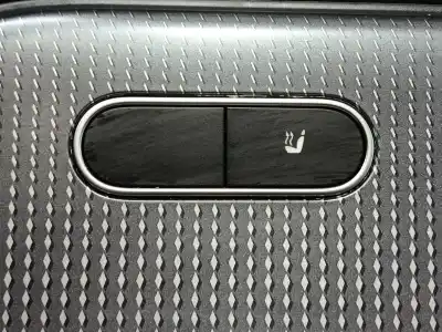 Автозапчасти б/у обивка передней правой двери за mercedes-benz eqa (h243) eqa 250+ (243.702) ссылки oem iam a2477204201 a2477204602re 