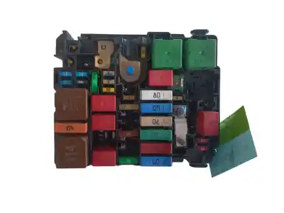 Second-hand car spare part fuse box unit for citroen c3 iii (sx) 1.2 puretech 82 oem iam references 9801848480