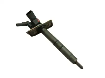 Recambio de automóvil de segunda mano de INYECTOR para AUDI A4 B8 (8K2) 2.0 TDI referencias OEM IAM 3L130277  