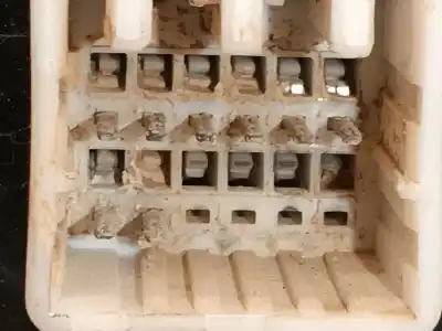 Автозапчастина б/у правий задний огляд для kia stonic (yb) 1.2 cvvt посилання на oem iam 87620h8060  