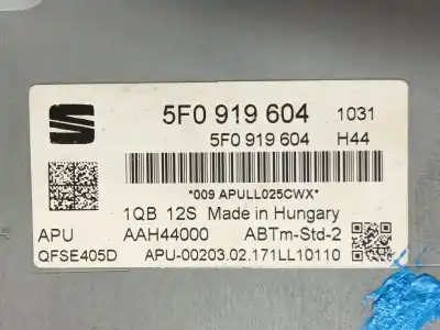 Автозапчастина б/у аудіо система / радіо cd для seat ibiza iv (6j5, 6p1) 1.2 tsi посилання на oem iam 5f09196041qb  5f0919604