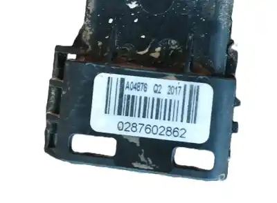 Peça sobressalente para automóvel em segunda mão fechadura da porta traseira esquerda por citroen c4 cactus 1.2 vti 82 referências oem iam 9819038980  0287602862