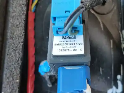 Автозапчастина б/у молдинг для tesla model 3 (5yj3) ev awd посилання на oem iam 110925300i  110925300i